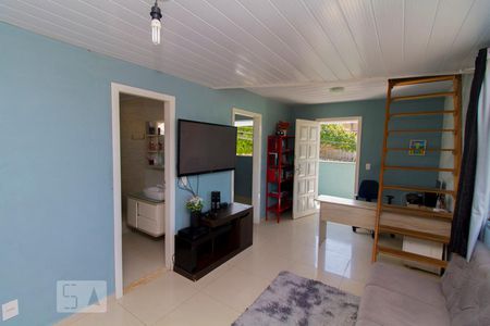 Sala de casa para alugar com 3 quartos, 70m² em Capoeiras, Florianópolis