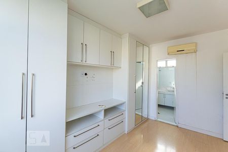 Suite  de apartamento à venda com 2 quartos, 145m² em Santa Rosa, Niterói