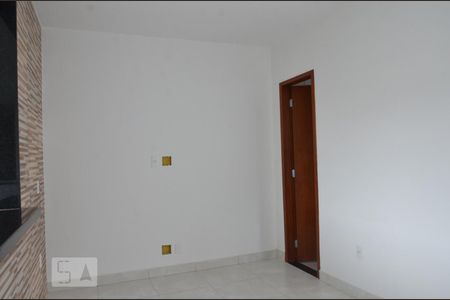 Sala de casa de condomínio para alugar com 1 quarto, 52m² em Engenho de Dentro, Rio de Janeiro