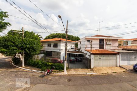 Vista de casa à venda com 3 quartos, 170m² em Parque Jabaquara, São Paulo