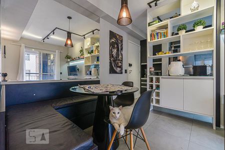 Sala de apartamento para alugar com 2 quartos, 48m² em Liberdade, São Paulo