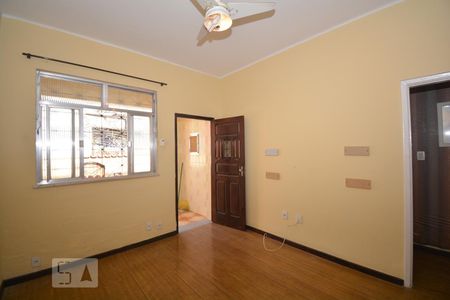 Sala de casa à venda com 2 quartos, 84m² em Piedade, Rio de Janeiro