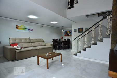 Sala de casa de condomínio à venda com 4 quartos, 230m² em Freguesia de Jacarepaguá, Rio de Janeiro