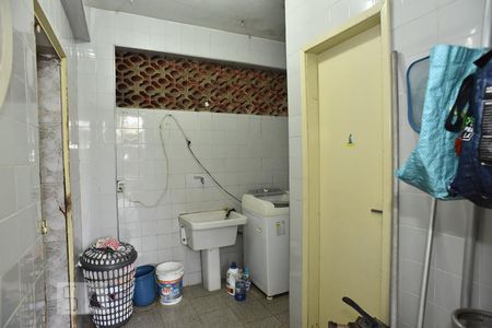 Lavanderia de casa de condomínio para alugar com 4 quartos, 230m² em Freguesia de Jacarepaguá, Rio de Janeiro