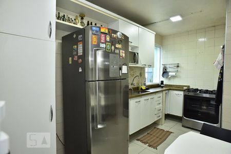 Cozinha de casa de condomínio para alugar com 4 quartos, 230m² em Freguesia de Jacarepaguá, Rio de Janeiro