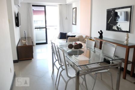 Sala de apartamento para alugar com 2 quartos, 60m² em Pituba, Salvador