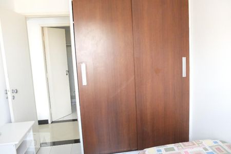 Quarto de apartamento para alugar com 2 quartos, 60m² em Pituba, Salvador