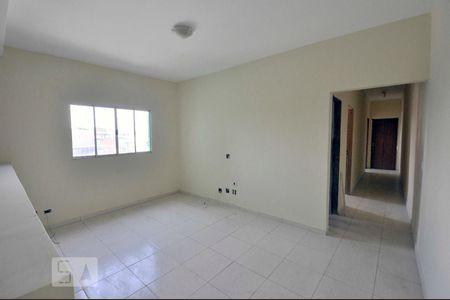 Sala de casa para alugar com 3 quartos, 80m² em Piratininga, Osasco