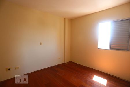 Quarto 1 de apartamento para alugar com 2 quartos, 62m² em Vila Yara, Osasco