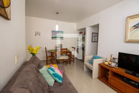 Sala de apartamento à venda com 2 quartos, 72m² em Recreio dos Bandeirantes, Rio de Janeiro