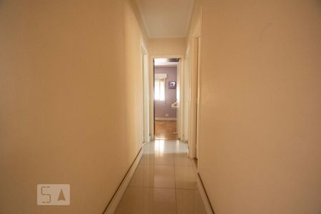 Corredor de apartamento à venda com 3 quartos, 110m² em Jardim Umuarama, São Paulo