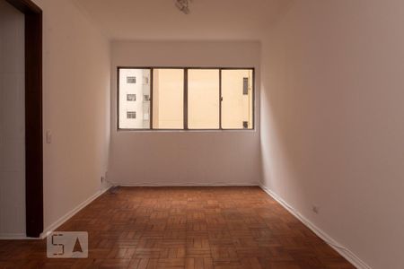 Sala de apartamento para alugar com 2 quartos, 75m² em Chácara Inglesa, São Paulo