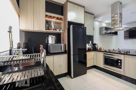 Casa para alugar com 462m², 3 quartos e 4 vagas Casa para alugar com 462m², 3 quartos e 4 vagasCozinha