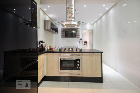 Casa para alugar com 462m², 3 quartos e 4 vagas Casa para alugar com 462m², 3 quartos e 4 vagasCozinha