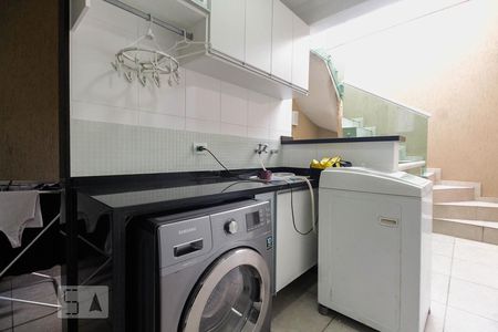 Casa para alugar com 462m², 3 quartos e 4 vagas Casa para alugar com 462m², 3 quartos e 4 vagasÁrea de serviço