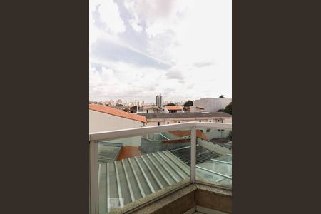 Casa para alugar com 462m², 3 quartos e 4 vagas Casa para alugar com 462m², 3 quartos e 4 vagasSacada Quarto 2