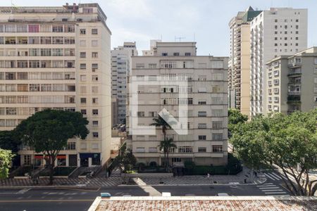 Vista da Sala de apartamento para alugar com 3 quartos, 180m² em Higienópolis, São Paulo