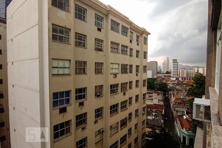 Vista da Sala de kitnet/studio à venda com 1 quarto, 40m² em Centro, Rio de Janeiro