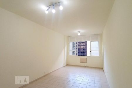 Sala/Quarto de kitnet/studio à venda com 1 quarto, 40m² em Centro, Rio de Janeiro