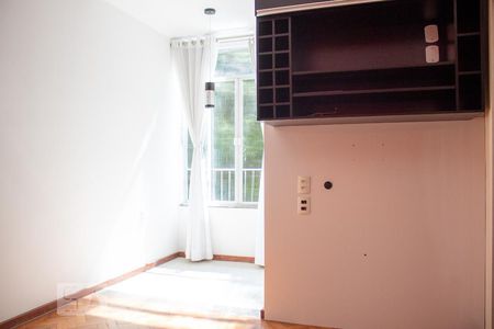 Sala  de apartamento à venda com 1 quarto, 60m² em Maracanã, Rio de Janeiro