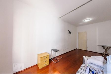 Sala / Quarto de kitnet/studio à venda com 1 quarto, 40m² em Botafogo, Campinas