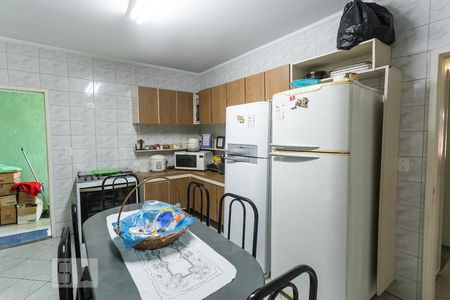 Casa à venda com 250m², 4 quartos e 3 vagas Casa à venda com 250m², 4 quartos e 3 vagasCozinha