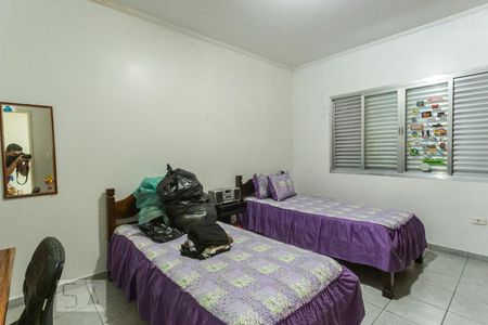Casa à venda com 250m², 4 quartos e 3 vagas Casa à venda com 250m², 4 quartos e 3 vagasQuarto 3