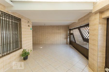 Casa à venda com 250m², 4 quartos e 3 vagas Casa à venda com 250m², 4 quartos e 3 vagasGaragem