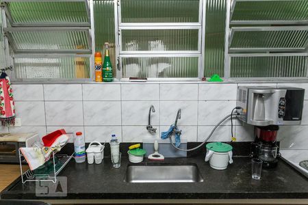 Casa à venda com 250m², 4 quartos e 3 vagas Casa à venda com 250m², 4 quartos e 3 vagasCozinha