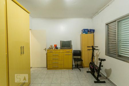Casa à venda com 250m², 4 quartos e 3 vagas Casa à venda com 250m², 4 quartos e 3 vagasQuarto 2