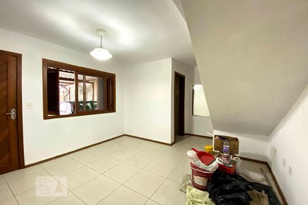 Sala de Estar de casa para alugar com 2 quartos, 80m² em Rondônia, Novo Hamburgo