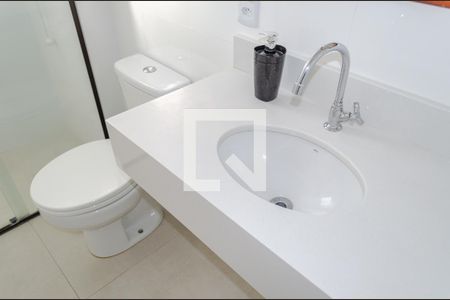 Suíte 01 - Banheiro de apartamento para alugar com 2 quartos, 80m² em Jurerê, Florianópolis
