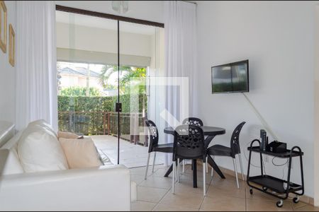 Sala de apartamento para alugar com 2 quartos, 80m² em Jurerê, Florianópolis