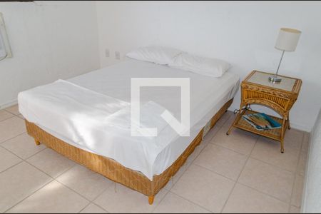Suíte 01 - Dormitório de apartamento para alugar com 2 quartos, 80m² em Jurerê, Florianópolis