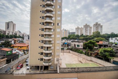 Vista de apartamento à venda com 3 quartos, 76m² em Vila Mira, São Paulo