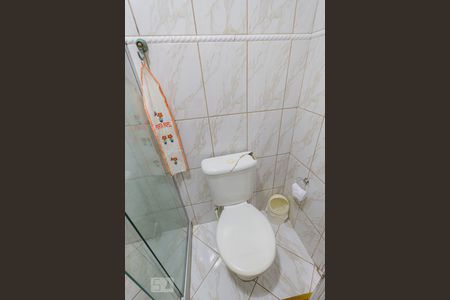 Banheiro Social (1º andar) de casa à venda com 3 quartos, 225m² em Curicica, Rio de Janeiro