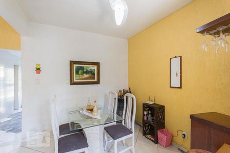 Sala (1º andar) de casa à venda com 3 quartos, 225m² em Curicica, Rio de Janeiro