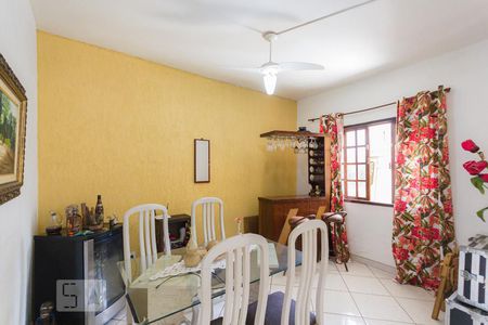 Sala (1º andar) de casa à venda com 3 quartos, 225m² em Curicica, Rio de Janeiro