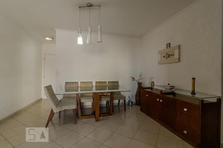 Sala de apartamento à venda com 3 quartos, 83m² em Vila Gumercindo, São Paulo