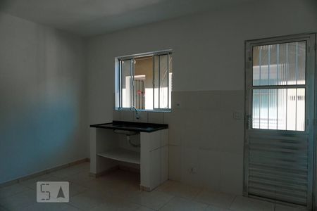 Sala/Cozinha de casa para alugar com 2 quartos, 55m² em Jardim Sao Jose, São Paulo