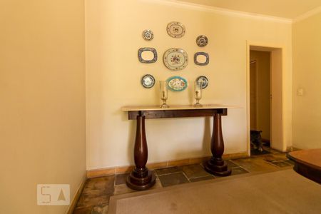 Casa à venda com 320m², 4 quartos e 5 vagas Casa à venda com 320m², 4 quartos e 5 vagasSala de Jantar