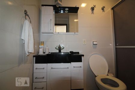 Banheiro 1 social de apartamento à venda com 1 quarto, 45m² em Santa Paula, São Caetano do Sul