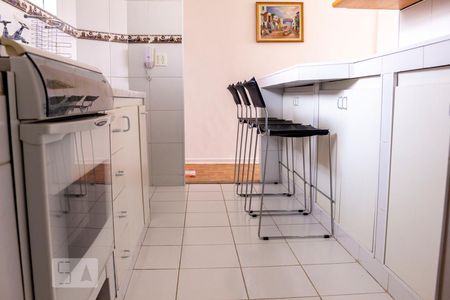 Cozinha de apartamento para alugar com 1 quarto, 57m² em Vila Mariana, São Paulo