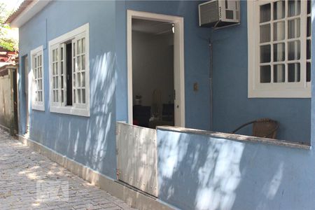 Fachada de casa de condomínio à venda com 5 quartos, 300m² em Barra da Tijuca, Rio de Janeiro