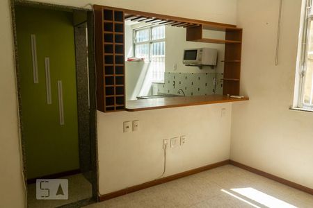 Sala de apartamento à venda com 1 quarto, 48m² em São Cristóvão, Rio de Janeiro