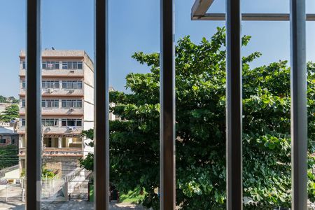 Vista do Quarto 1 de apartamento para alugar com 2 quartos, 58m² em Penha, Rio de Janeiro