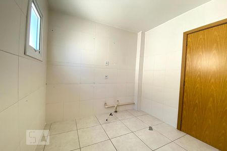 Cozinha e lavanderia de apartamento à venda com 2 quartos, 52m² em Industrial, Novo Hamburgo