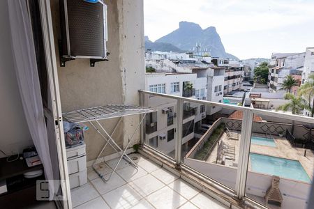 Varanda da Suite de apartamento à venda com 4 quartos, 220m² em Barra da Tijuca, Rio de Janeiro