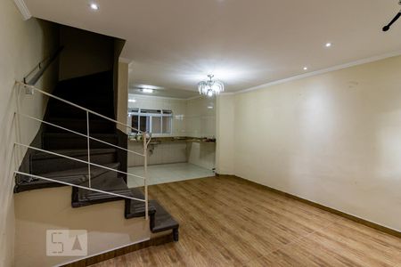 Casa à venda com 127m², 2 quartos e 1 vagaSala