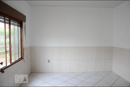 Casa à venda com 2 quartos, 100m² em Mathias Velho, Canoas